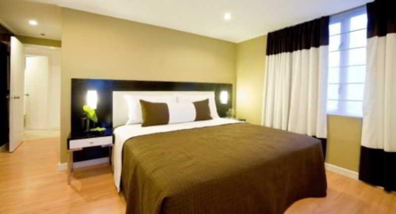 Astoria Plaza Hotel Pasig City Bagian luar foto