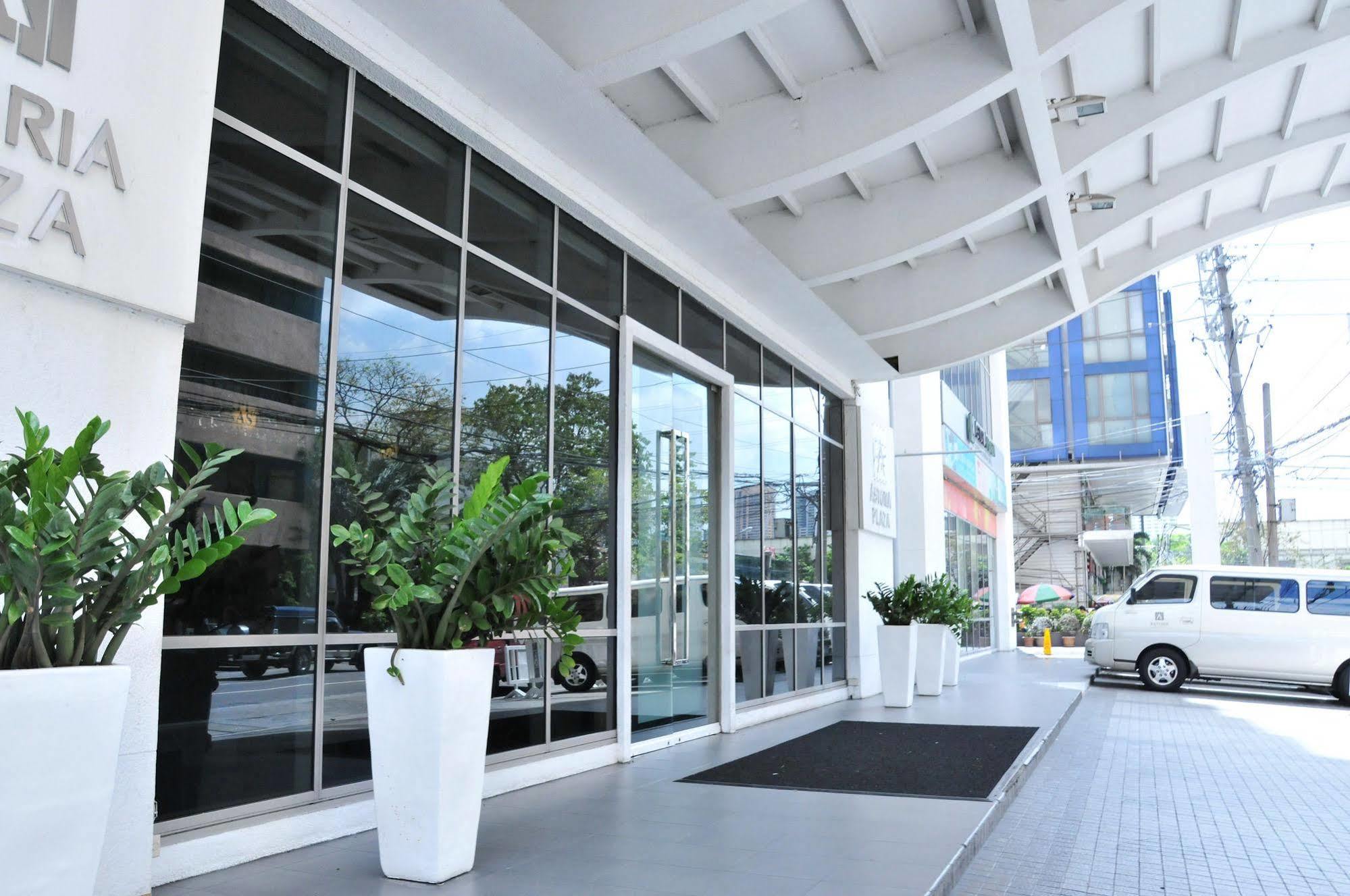 Astoria Plaza Hotel Pasig City Bagian luar foto