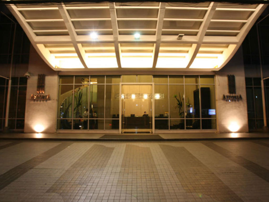 Astoria Plaza Hotel Pasig City Bagian luar foto